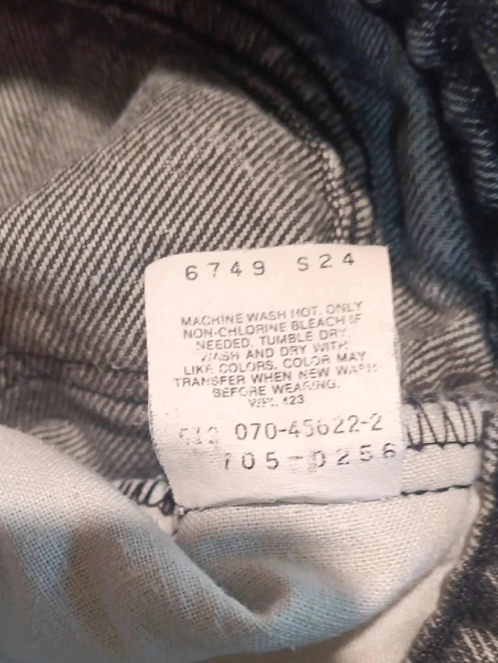Levis Acid Wash Black - Picture 9 of 9